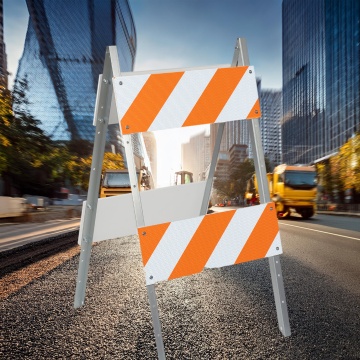 barricade-in-use_788566085